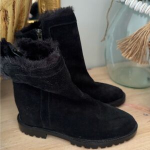 Aquatalia Black Fur-Lined Winter Boots